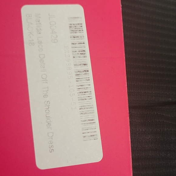 Dress - Picture 4 of 4